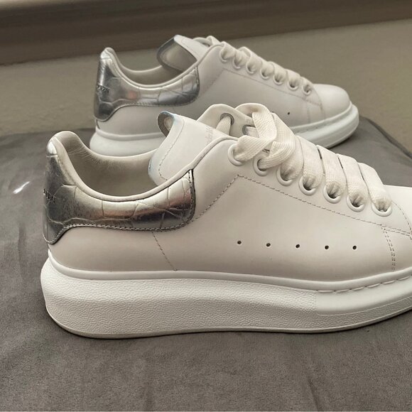 Authentic Alexander McQueen Women’s  Sneakers - Picture 3 of 8